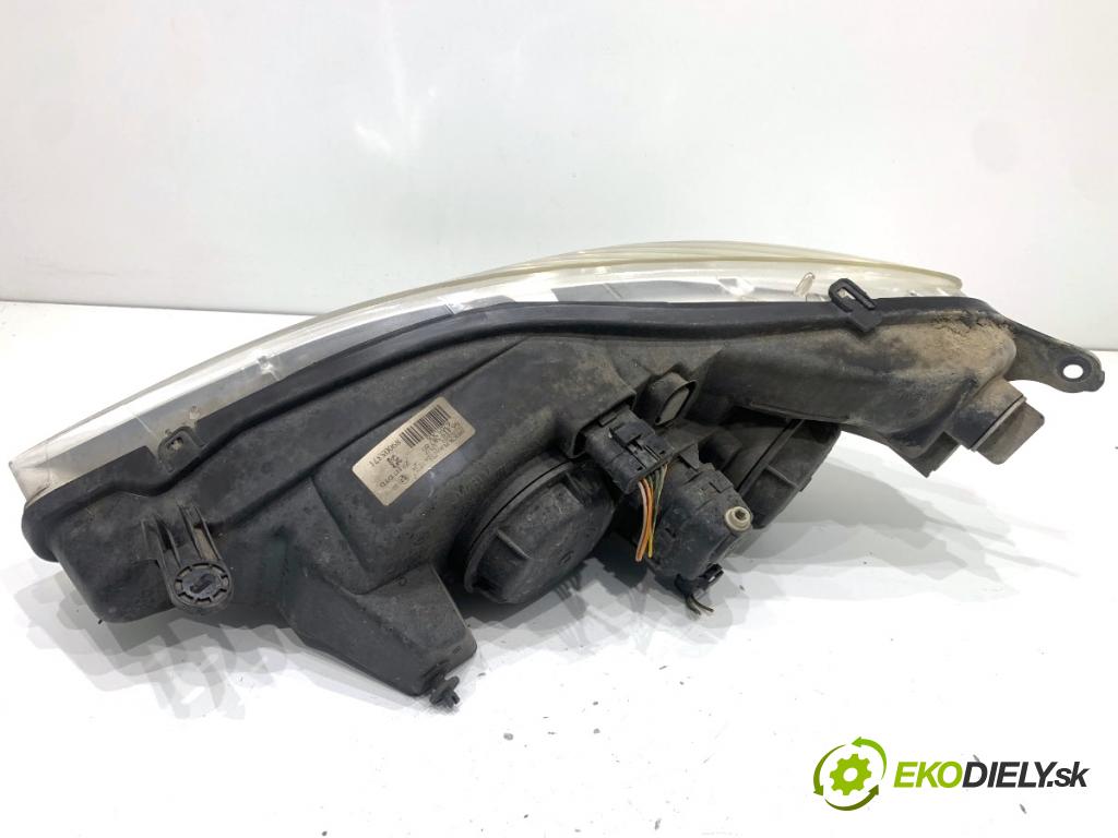 PEUGEOT 607 sedan 2001 98 kW 2.2 HDi 2179 světlomet pravý přední část 9641958780