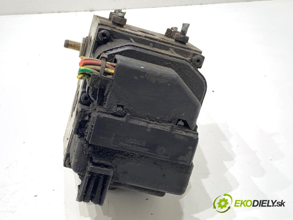 PEUGEOT 607 sedan 2001 98 kW 2.2 HDi 2179 pumpa ABS 0273004601 (Pumpa ABS)