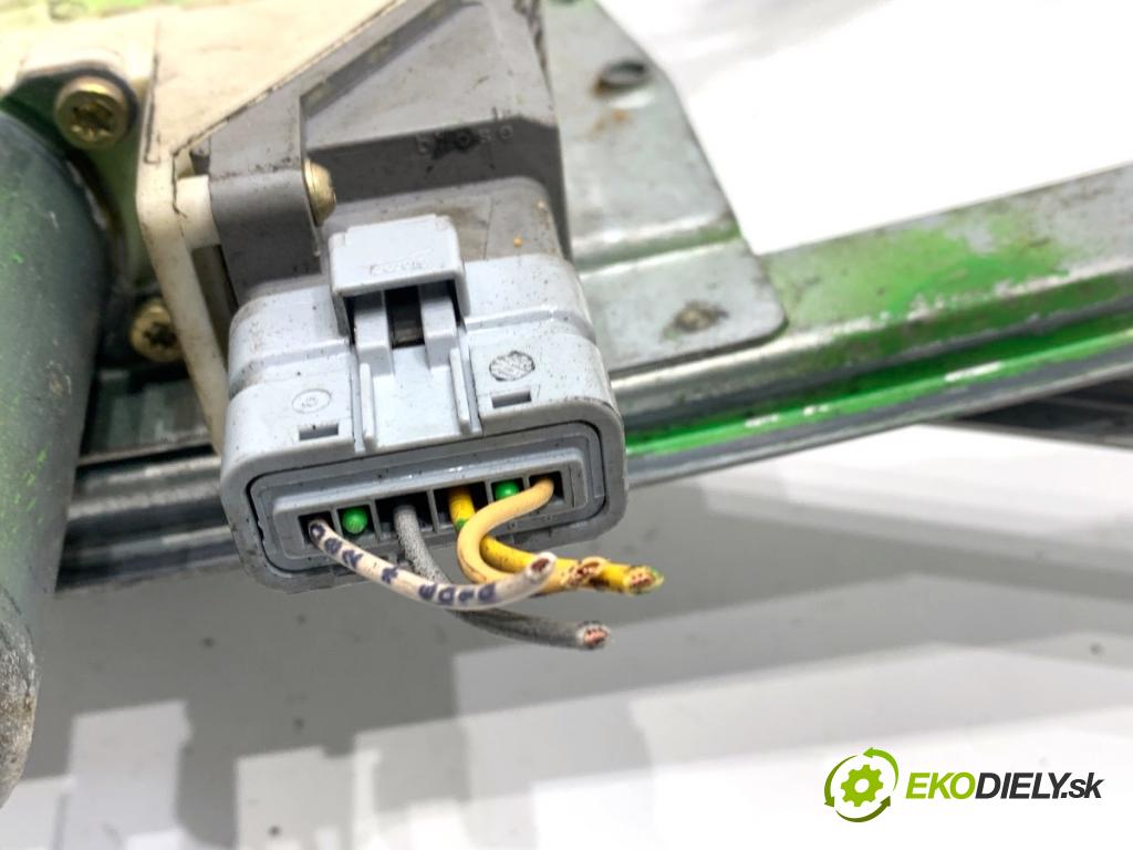 PEUGEOT 607 sedan 2001 98 kW 2.2 HDi 2179 mechanismus okna levý přední část 9650734980