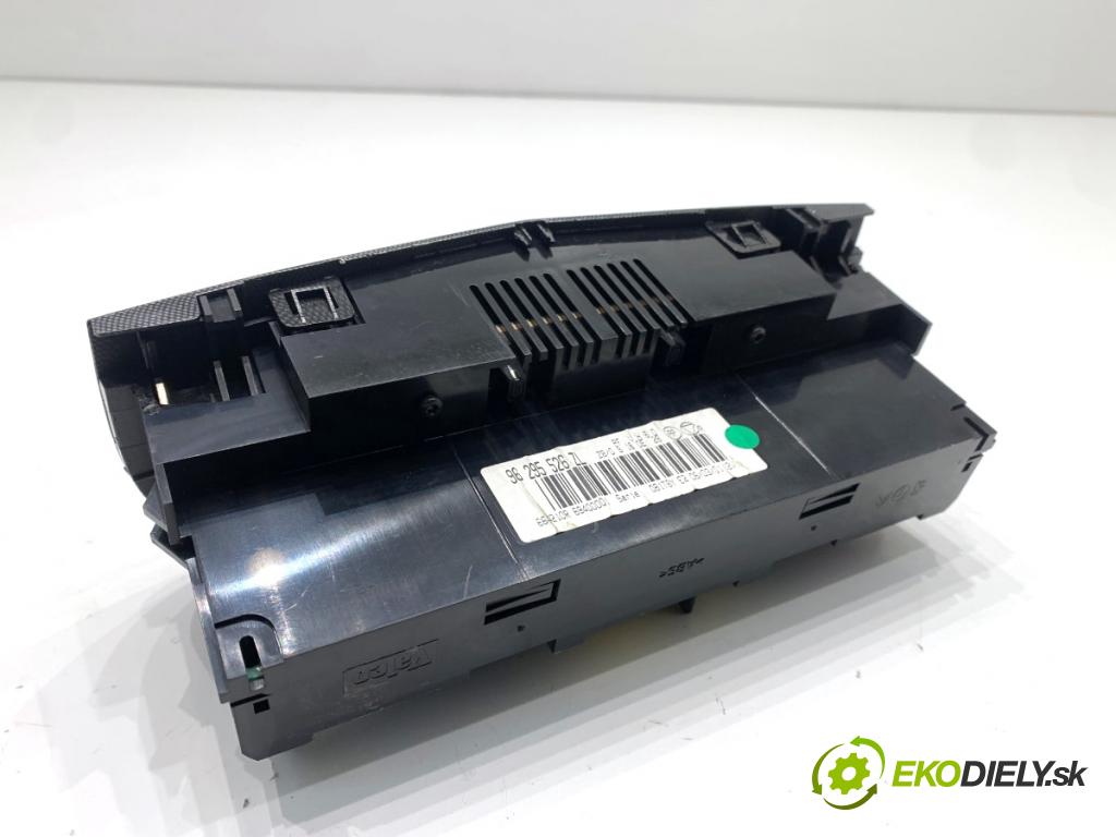 PEUGEOT 607 sedan 2001 98 kW 2.2 HDi 2179 Panel ovládania kúrenia 96295526ZL (Prepínacie páčky pod volantom)