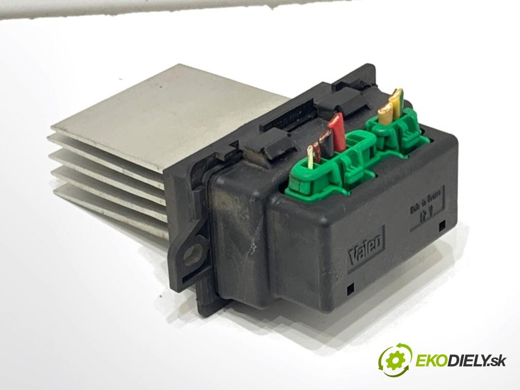 PEUGEOT 607 sedan 2001 98 kW 2.2 HDi 2179 odpor rezistor topení vzduchu 663530T/C (Odpor topení)