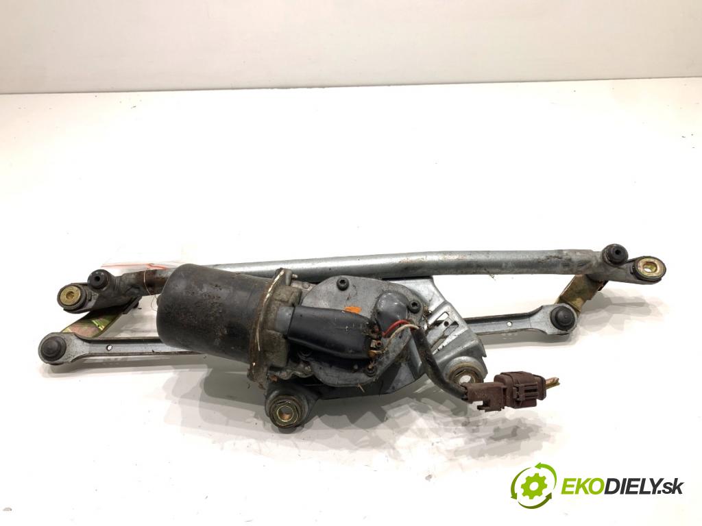 PEUGEOT 607 sedan 2001 98 kW 2.2 HDi 2179 mechanismus stěračů přední část  (Motorek stěračů přední)