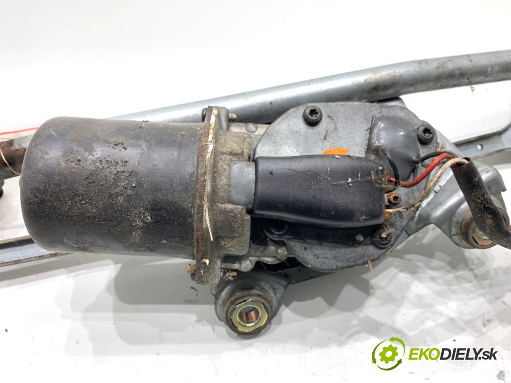 PEUGEOT 607 sedan 2001 98 kW 2.2 HDi 2179 mechanismus stěračů přední část  (Motorek stěračů přední)