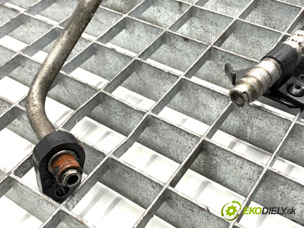 PEUGEOT 607 sedan 2001 98 kW 2.2 HDi 2179 rúrka klimatizace  (Trubka klimatizace)