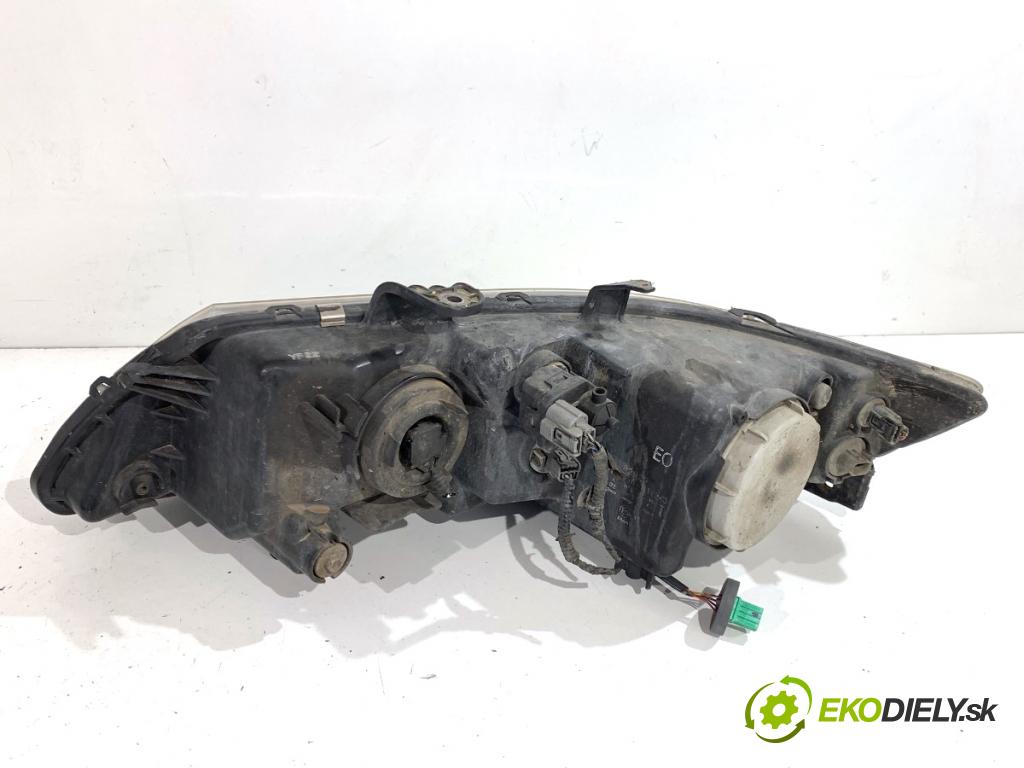 HONDA ACCORD VII sedan 2004 103 kW 2.2 i-CTDi (CN1) 2204 Svetlomet pravy predný XENON