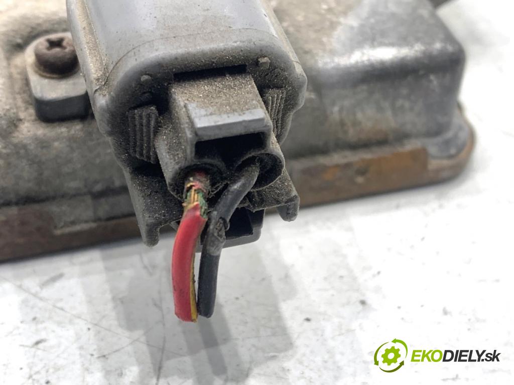 HONDA ACCORD VII sedan 2004 103 kW 2.2 i-CTDi (CN1) 2204 Menič XENON W3T10471 (Riadiaca jednotka xenónu)