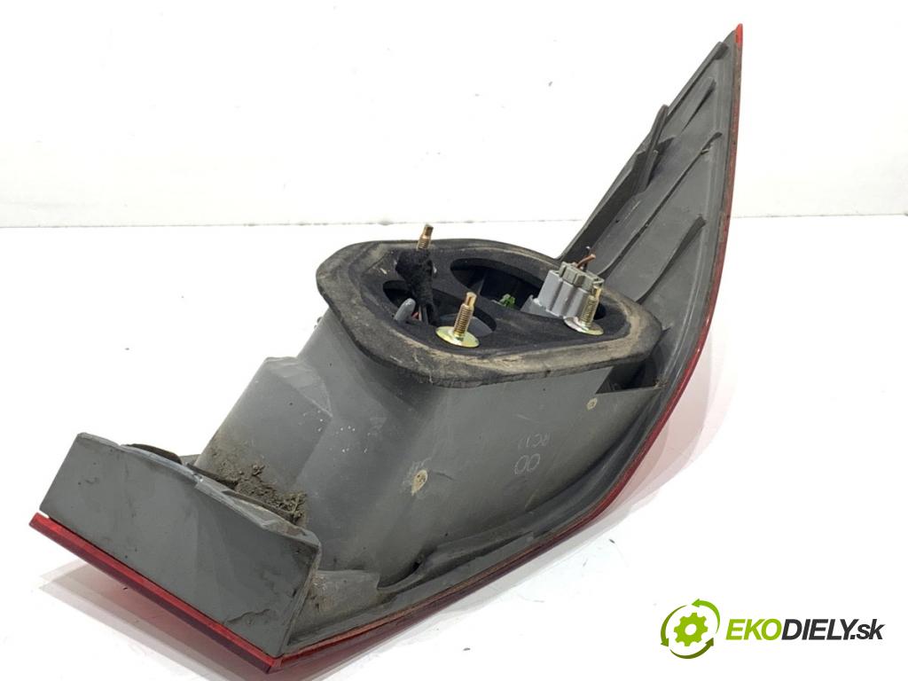 HONDA ACCORD VII sedan 2004 103 kW 2.2 i-CTDi (CN1) 2204 Svetlo pravy zad