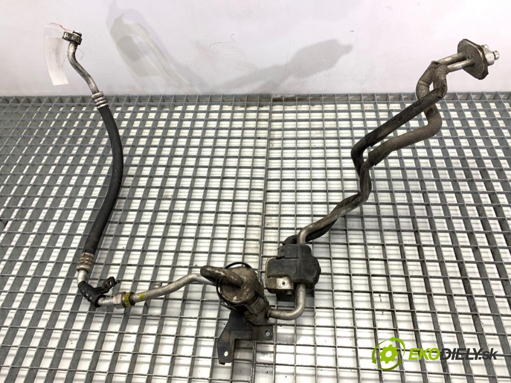 HONDA ACCORD VII sedan 2004 103 kW 2.2 i-CTDi (CN1) 2204 rúrka klimatizace  (Trubka klimatizace)