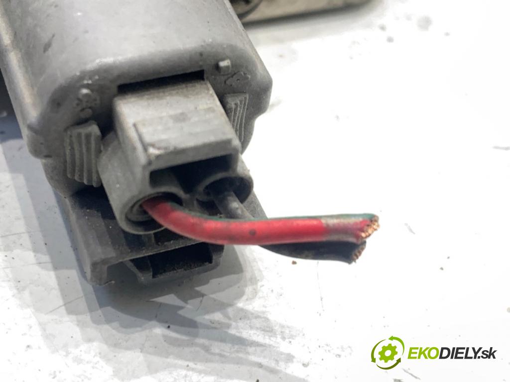 HONDA ACCORD VII sedan 2004 103 kW 2.2 i-CTDi (CN1) 2204 Menič XENON W3T20971 (Riadiaca jednotka xenónu)