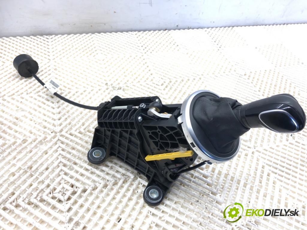 VW TRANSPORTER T5 Autobus 2015 103 kW 2.0 TDI 1968 Kulisa 7E1713025B (Rýchlostná páka (kulisa))