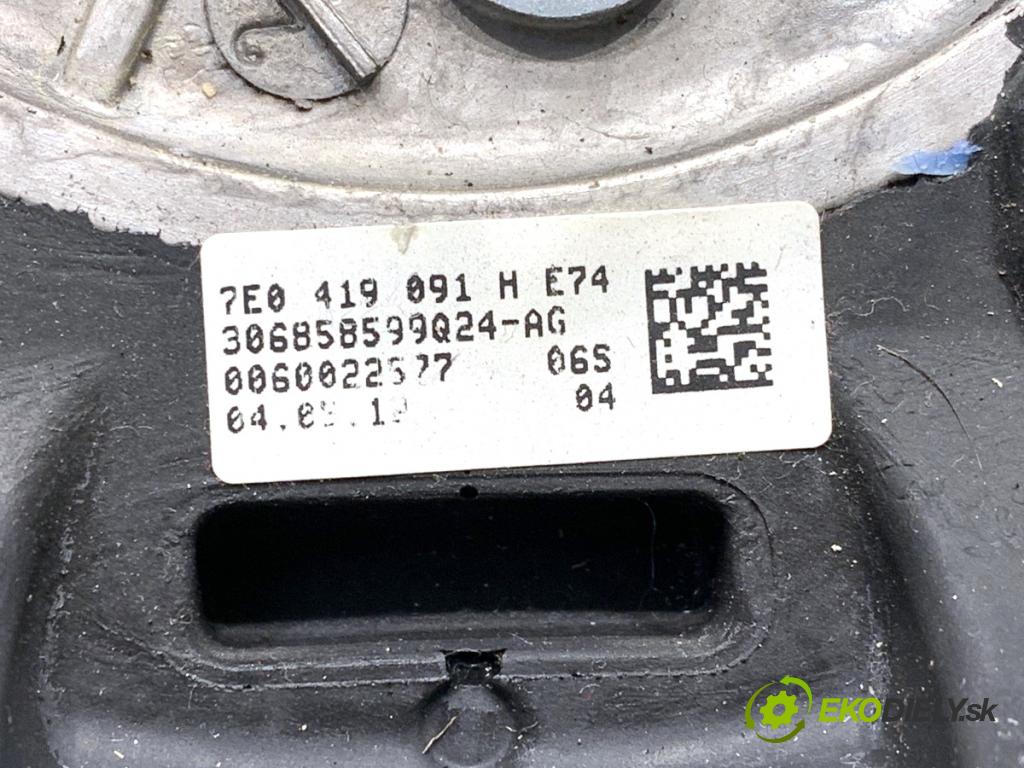 VW TRANSPORTER T5 Autobus 2015 103 kW 2.0 TDI 1968 Volant 7E0419091XX (Volant)