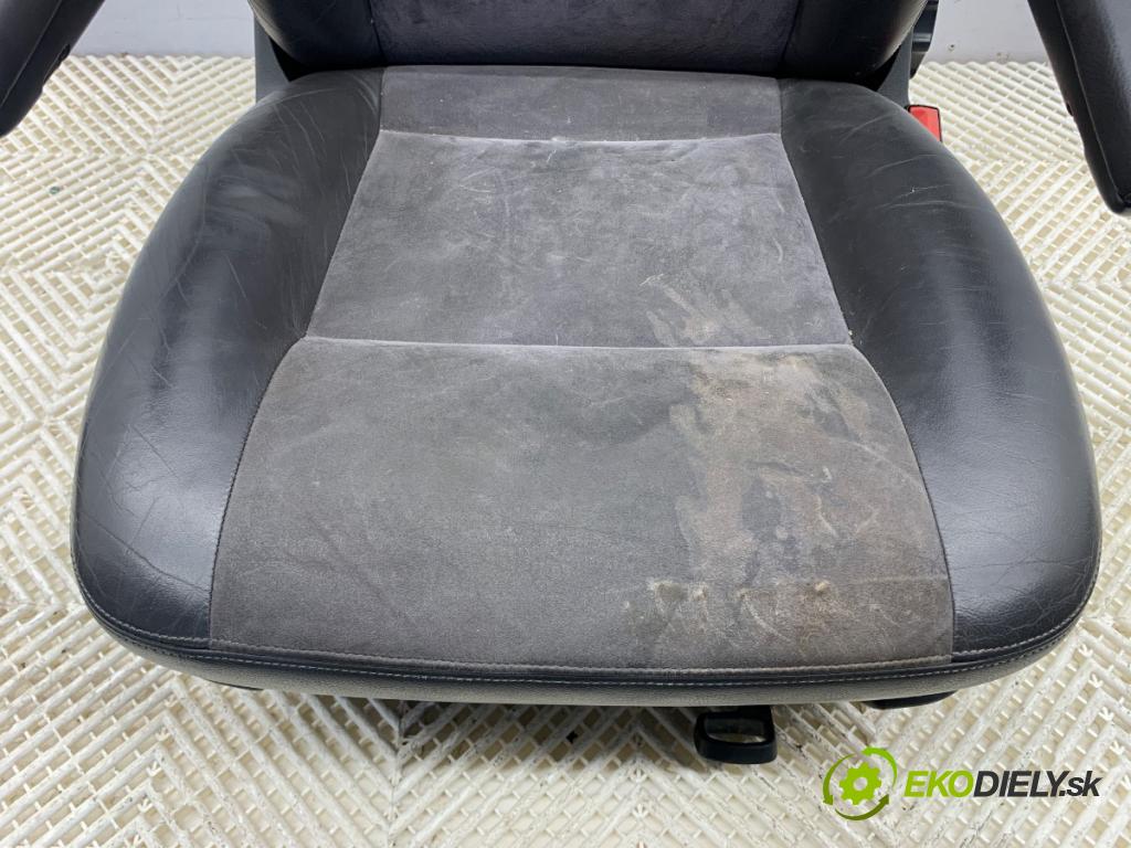 VW TRANSPORTER T5 Autobus 2015 103 kW 2.0 TDI 1968 Sedadlo pravy predný