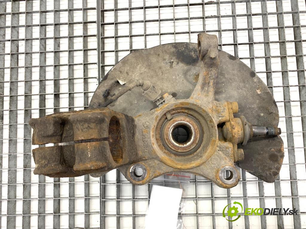 VW TRANSPORTER T5 Autobus 2015 103 kW 2.0 TDI 1968 náboj pravy predný