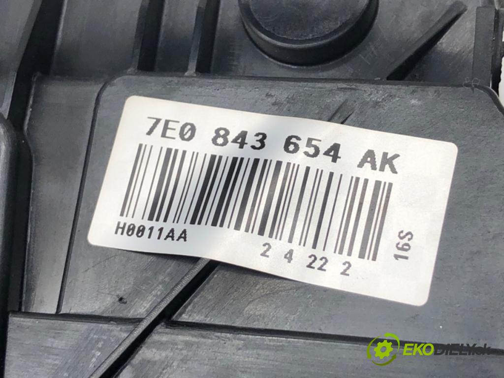 VW TRANSPORTER T5 Autobus 2015 103 kW 2.0 TDI 1968 zámok dveře posúvne pravý 7E0843654AK