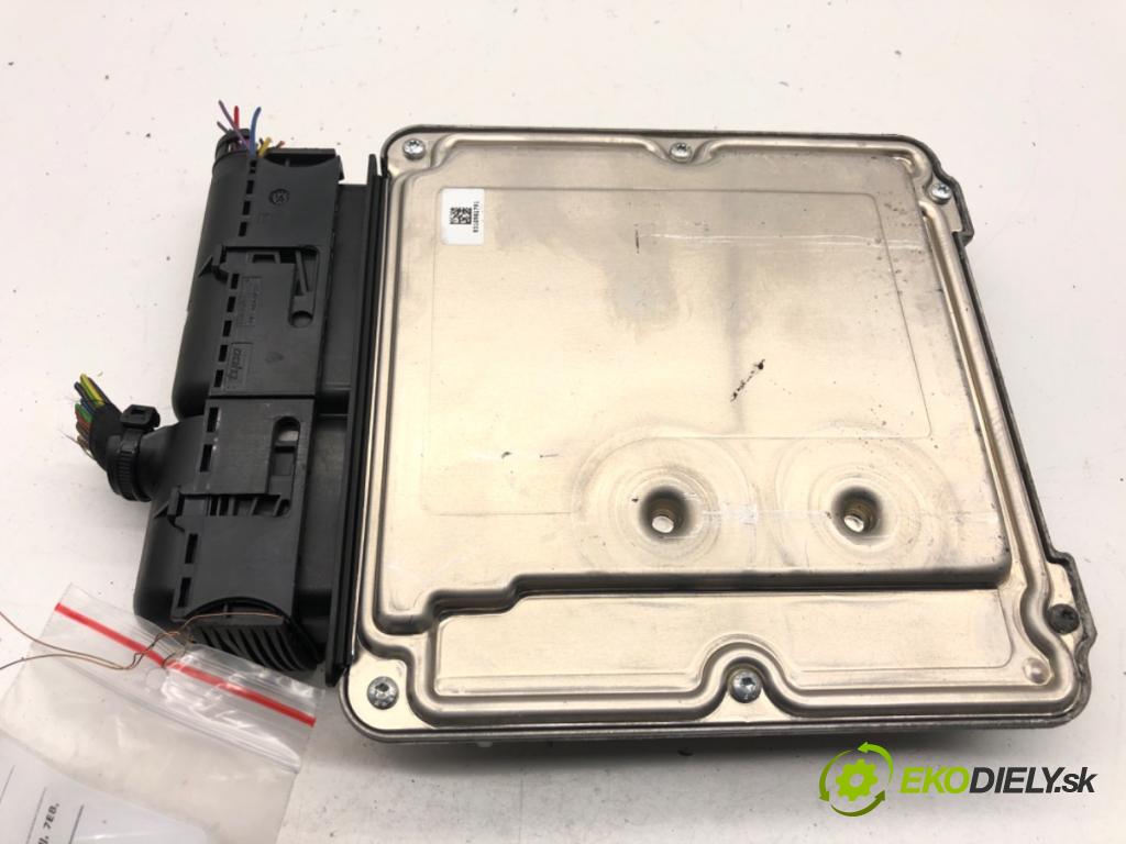 VW TRANSPORTER T5 Autobus 2015 103 kW 2.0 TDI 1968 riadiaca jednotka Motor 03L907309L (Riadiaca jednotka)