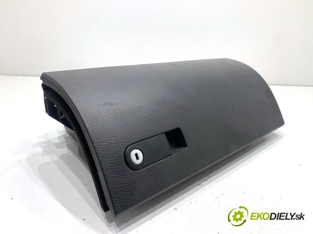 VW TRANSPORTER T5 Autobus 2015 103 kW 2.0 TDI 1968 přihrádka kastlík spolujezdce  (Přihrádka (kastlík))