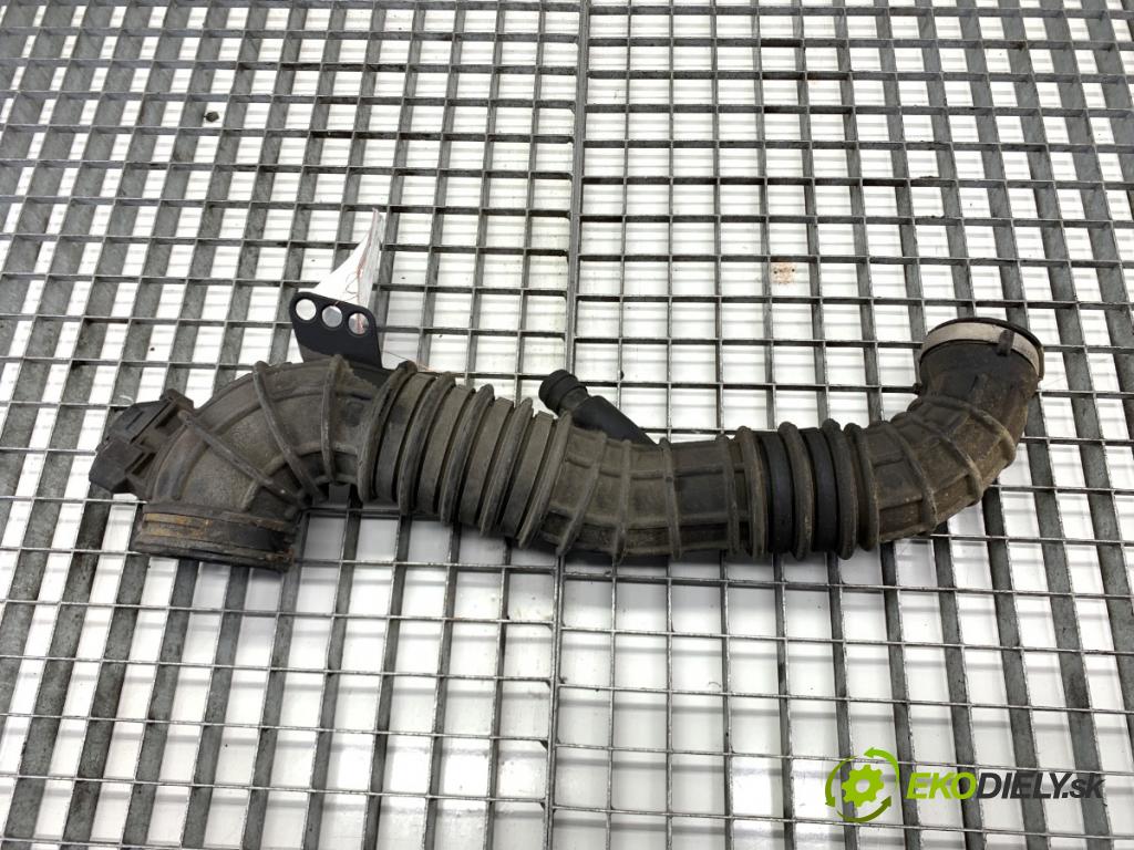 VW TRANSPORTER T5 Autobus 2015 103 kW 2.0 TDI 1968 Rúra vzduchu 7E0129627D