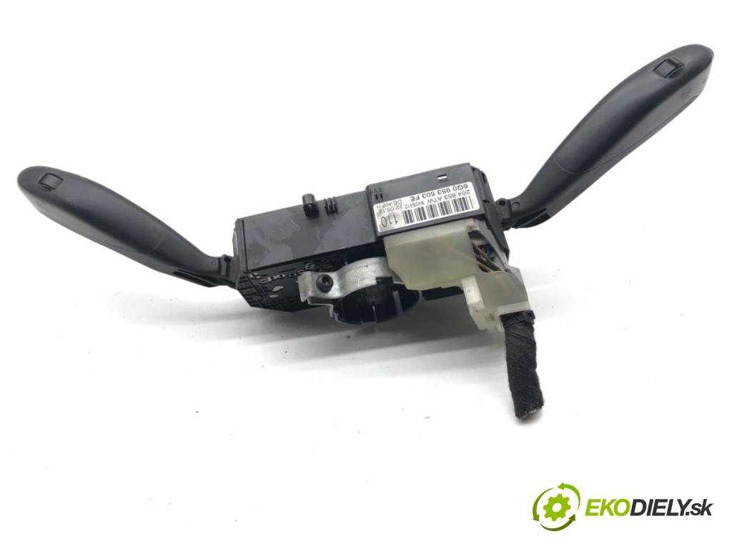 VW TRANSPORTER T5 Autobus 2015 103 kW 2.0 TDI 1968 Prepínač kombinovaný 6Q0953503FE (Prepínacie páčky pod volantom)