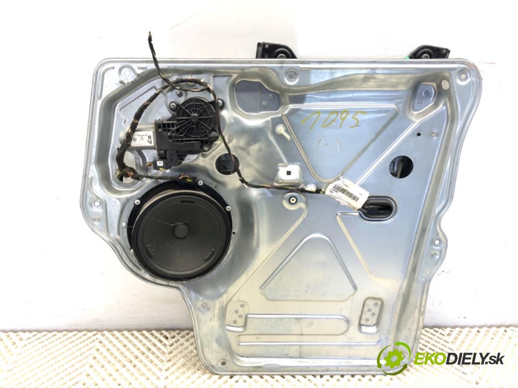 VW TRANSPORTER T5 Autobus 2015 103 kW 2.0 TDI 1968 Mechanizmus okna pravy predný 7E1837730L