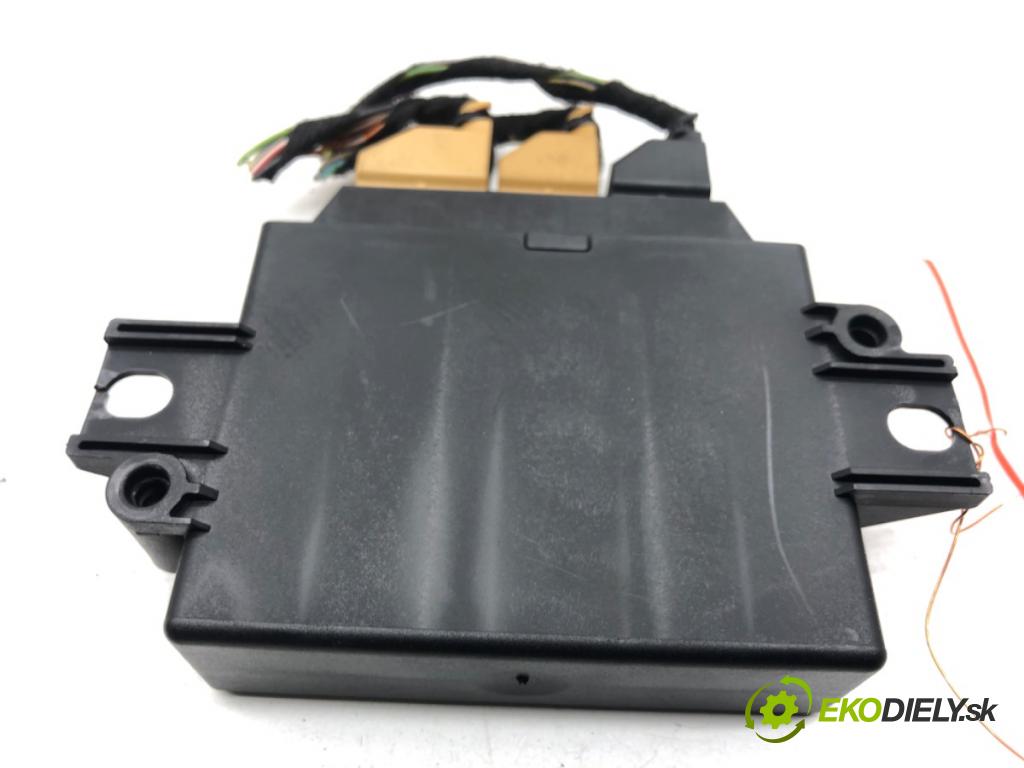 VW TRANSPORTER T5 Autobus 2015 103 kW 2.0 TDI 1968 modul PDC 7E0919475J (Řídící jednotka ostatní)