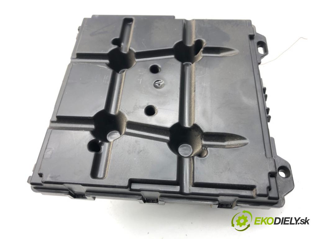 VW TRANSPORTER T5 Autobus 2015 103 kW 2.0 TDI 1968 Modul komfortu 7H0937087H (Modul komfortu)