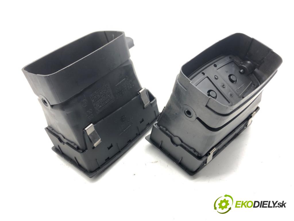 VW TRANSPORTER T5 Autobus 2015 103 kW 2.0 TDI 1968 Mriežky kúrenia predný 7E5815705