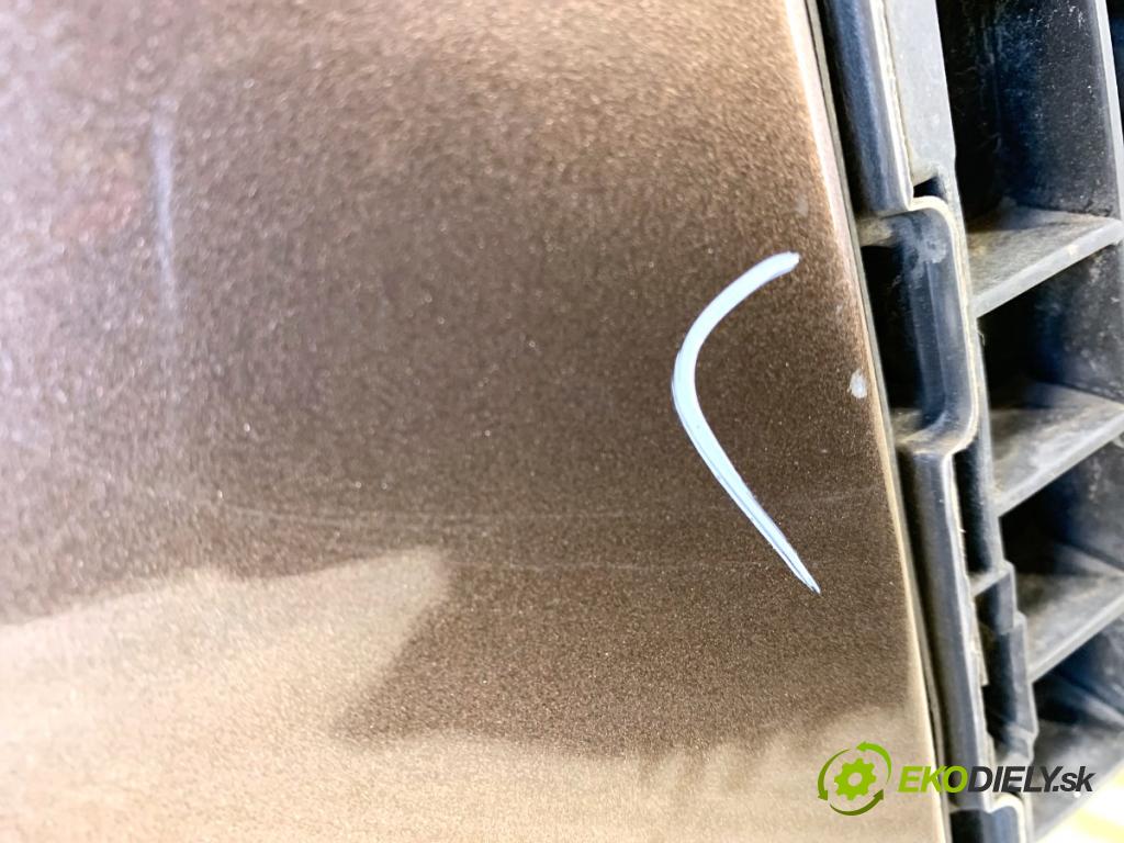 VW TRANSPORTER T5 Autobus 2015 103 kW 2.0 TDI 1968 Blatník pravy predný