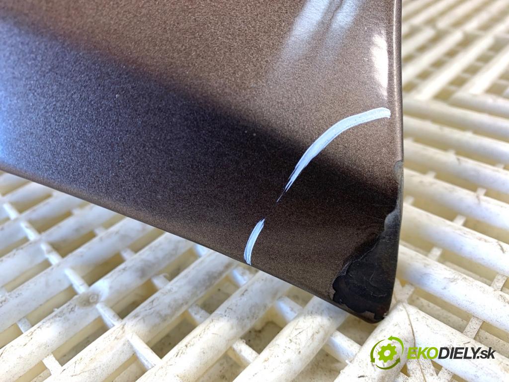 VW TRANSPORTER T5 Autobus 2015 103 kW 2.0 TDI 1968 Blatník ľavy predný