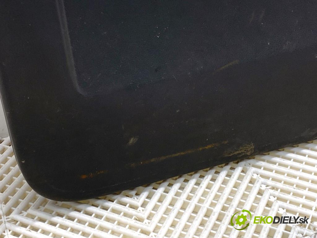 VW TRANSPORTER T5 Autobus 2015 103 kW 2.0 TDI 1968 čalúnenie Dvere pravy zad Roleta 7H5867028