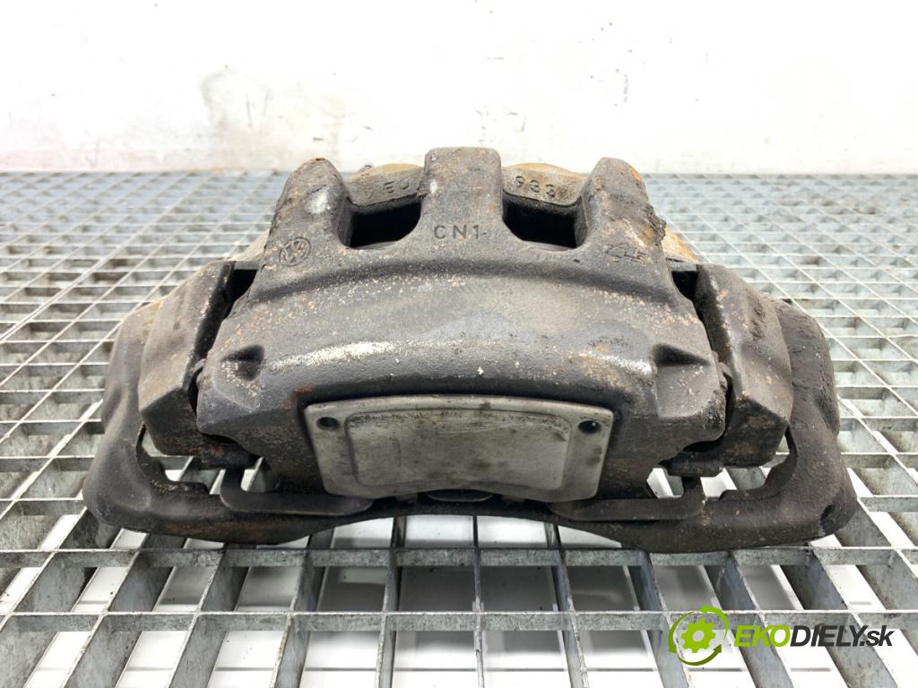 VW TRANSPORTER T5 Autobus 2015 103 kW 2.0 TDI 1968 Brzdič strmeň pravy predný 