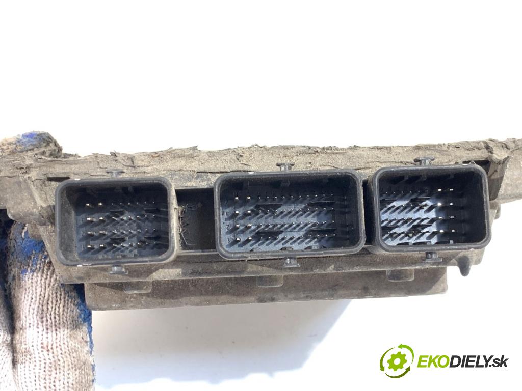 PEUGEOT BOXER II Platforma / podwozie 2010 88 kW 2.2 HDi 120 2198 řídící jednotka motora 9666484680 (Řídicí jednotka)