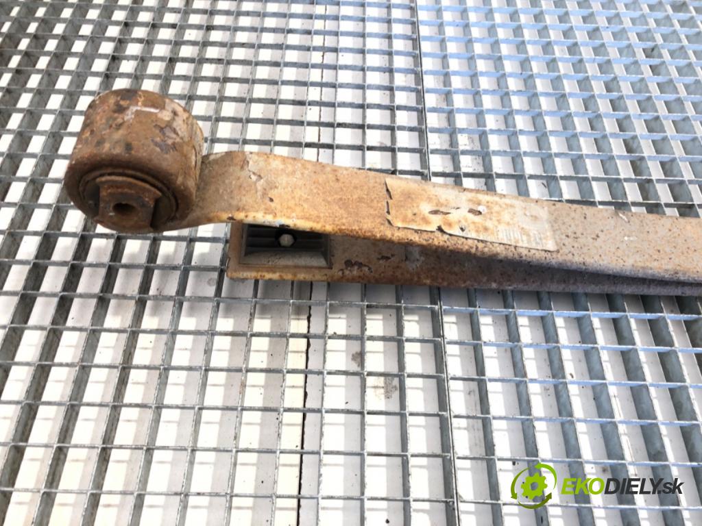 PEUGEOT BOXER II Platforma / podwozie 2010 88 kW 2.2 HDi 120 2198 Listové pero pravy zad