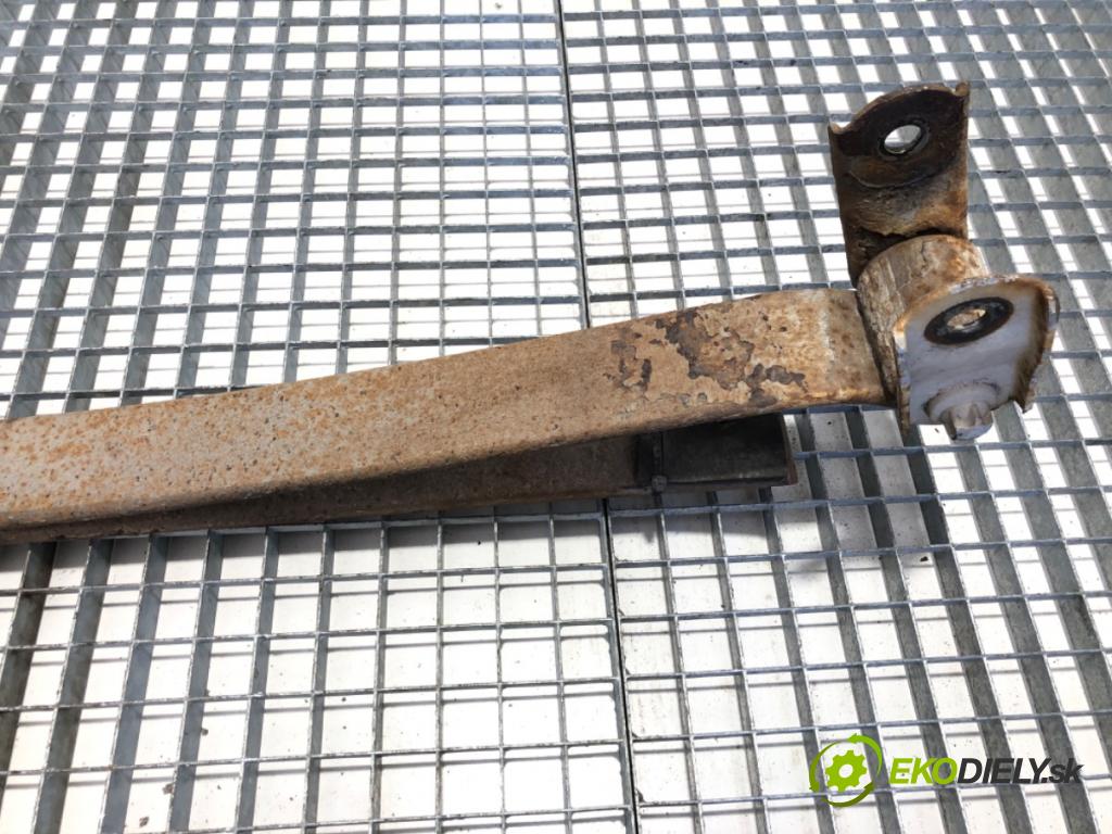 PEUGEOT BOXER II Platforma / podwozie 2010 88 kW 2.2 HDi 120 2198 Listové pero pravy zad