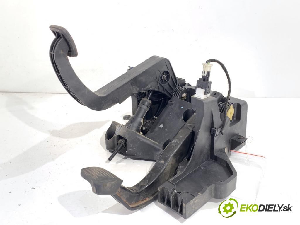 PEUGEOT BOXER II Platforma / podwozie 2010 88 kW 2.2 HDi 120 2198 PEDÁL: 3802501017 (Potenciometer plynového pedálu)