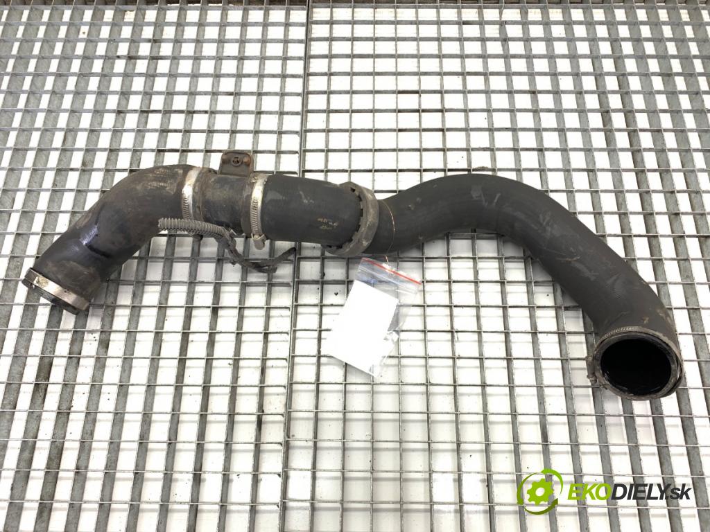 VW TRANSPORTER T5 Autobus 2015 103 kW 2.0 TDI 1968 Rúra vzduchu 7E0145958A