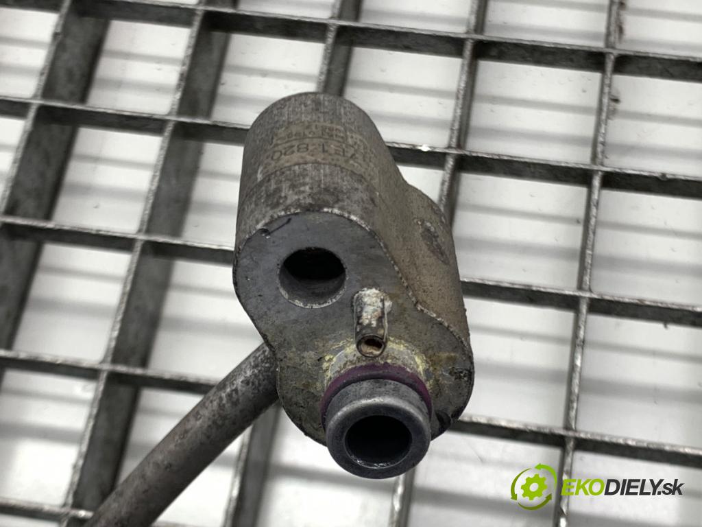 VW TRANSPORTER T5 Autobus 2015 103 kW 2.0 TDI 1968 rúrka klimatizace 7E1820741E (Trubka klimatizace)