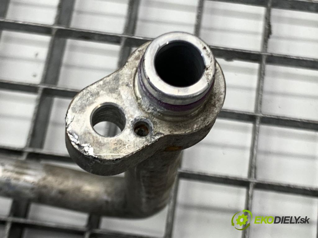 VW TRANSPORTER T5 Autobus 2015 103 kW 2.0 TDI 1968 rúrka klimatizácie 7H1820743AA (Rúrka klimatizácie)