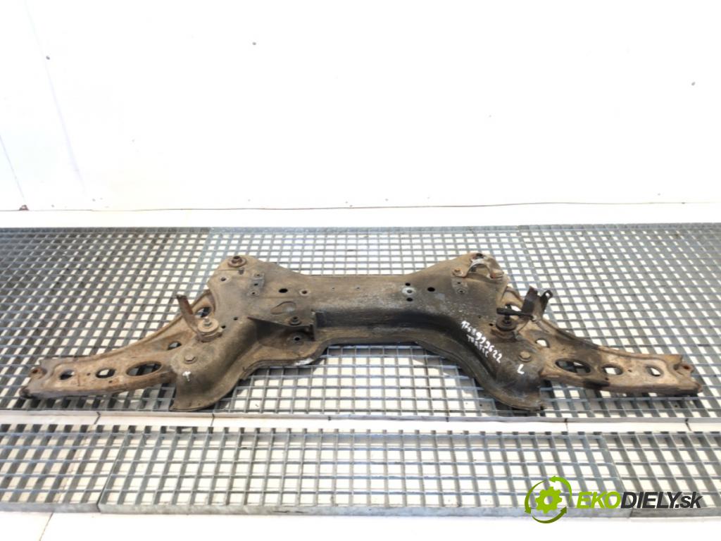 RENAULT TRAFIC II Autobus 2009 84 kW 2.0 dCi 115 1995 Výstuha pod Motor 8200626965 (Výstuha predná)