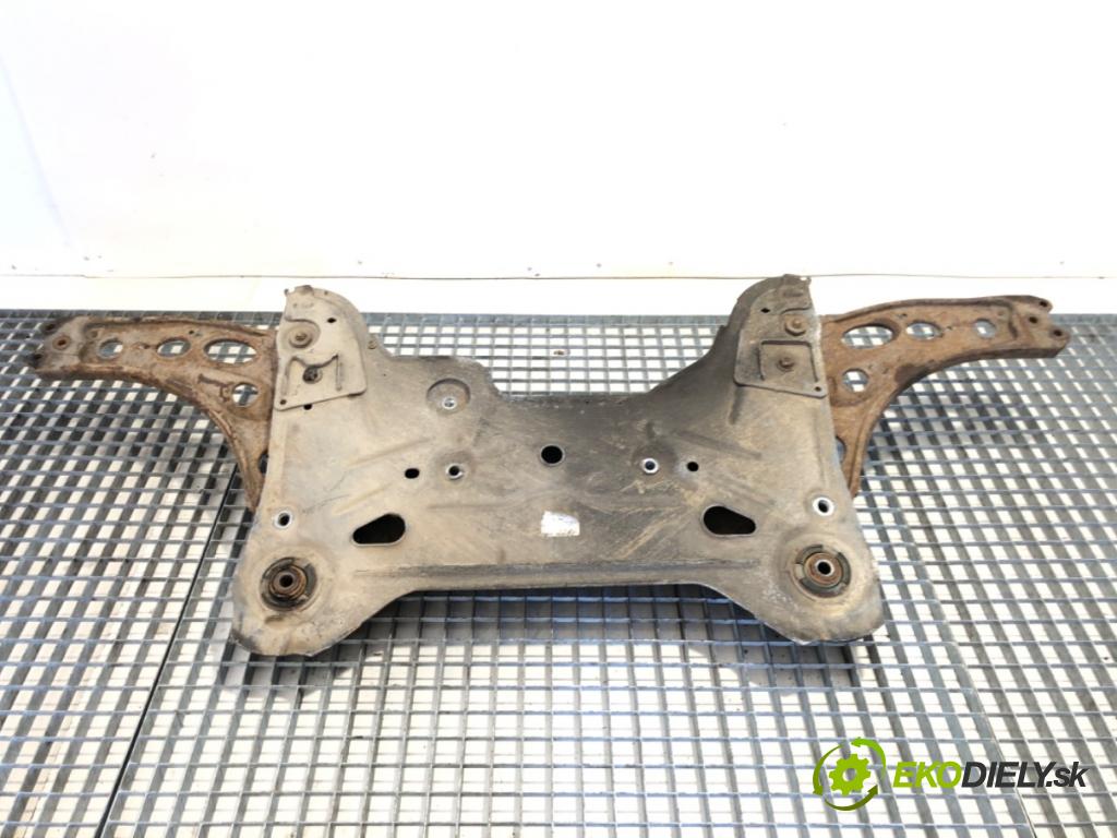 RENAULT TRAFIC II Autobus 2009 84 kW 2.0 dCi 115 1995 Výstuha pod Motor 8200626965 (Výstuha predná)