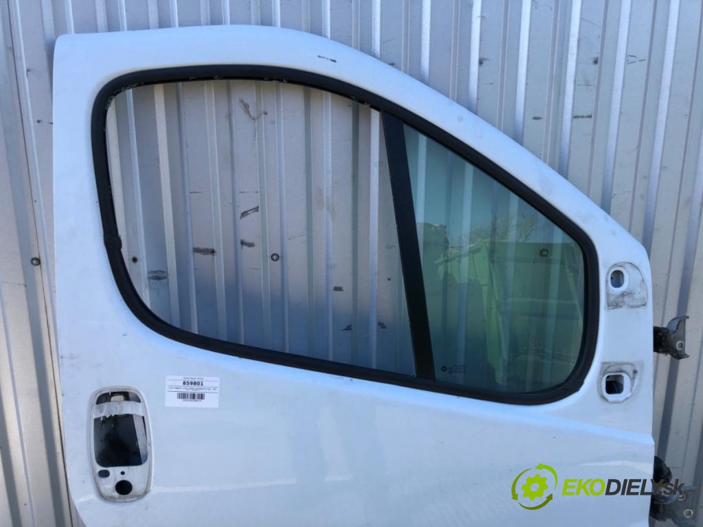 RENAULT TRAFIC II Autobus 2009 84 kW 2.0 dCi 115 1995 dveře pravý přední část