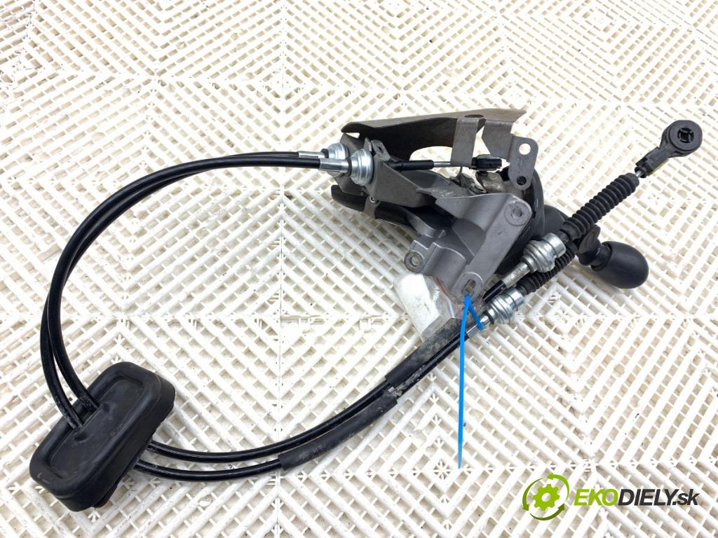 RENAULT TRAFIC II Autobus 2009 84 kW 2.0 dCi 115 1995 Kulisa 4913921 (Rýchlostná páka (kulisa))