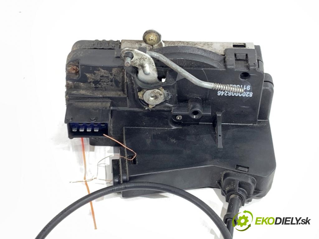 RENAULT TRAFIC II Autobus 2009 84 kW 2.0 dCi 115 1995 zámok Dvere ľavy predný 8200008246