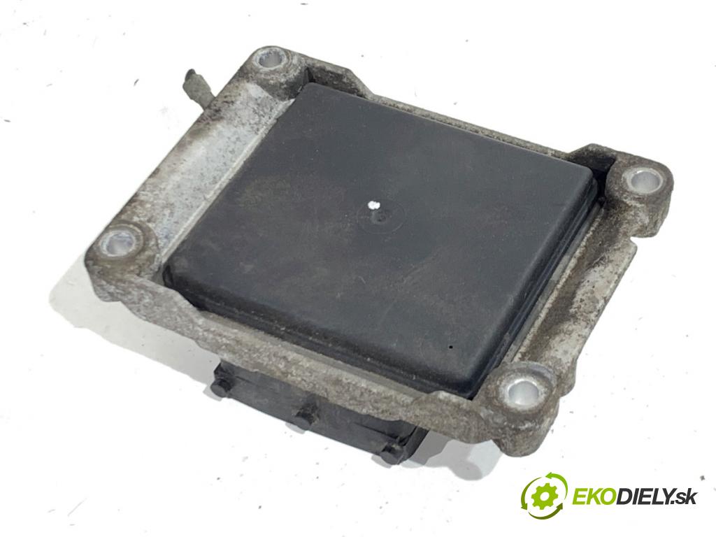 OPEL CORSA D liftback 2007 59 kW 1.2 (L08, L68) 1229 řídící jednotka motora 55557933 (Řídicí jednotka)