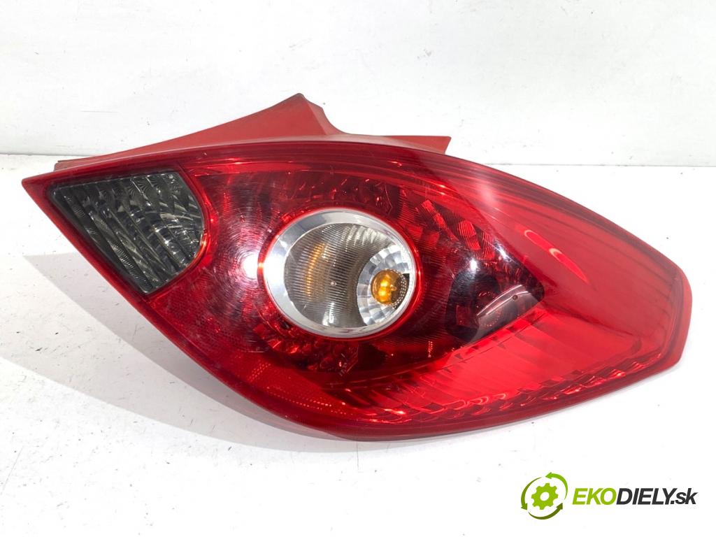 OPEL CORSA D liftback 2007 59 kW 1.2 (L08, L68) 1229 světlo levý zadní část 13186351