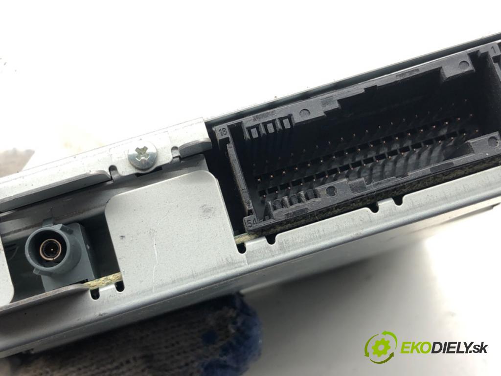 VW TRANSPORTER T5 Autobus 2015 103 kW 2.0 TDI 1968 Modul KAMERY ZPĚT: 7E0907441A (Riadiaca jednotka ostatné)