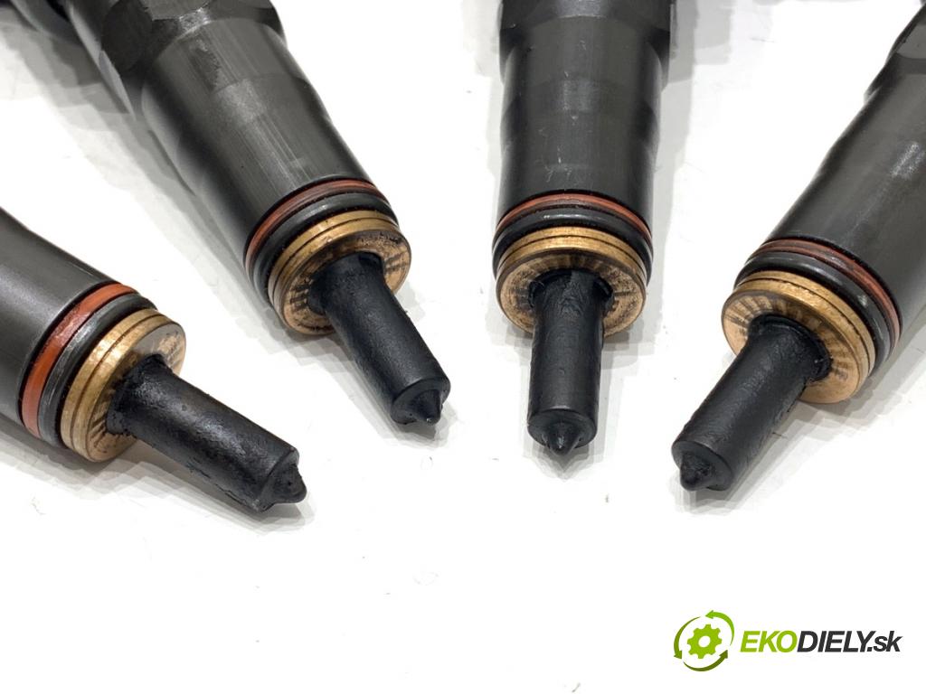 VW GOLF V Kombi 2007 77 kW 1.9 TDI 1896 vstrekovače 038130073BN