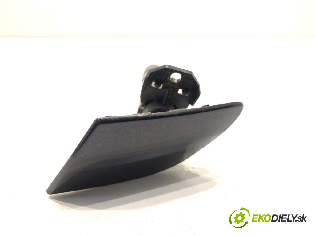 VW GOLF V Kombi 2007 77 kW 1.9 TDI 1896 ostrekovača svetla ľavy predný 1K5955978