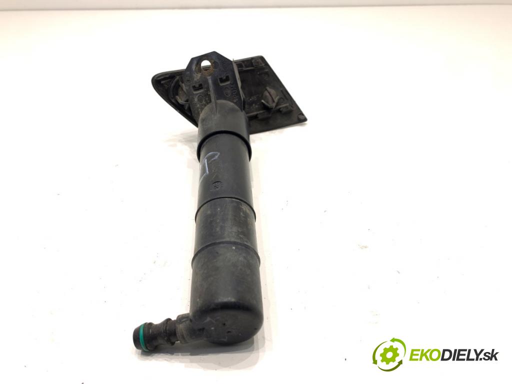 VW GOLF V Kombi 2007 77 kW 1.9 TDI 1896 ostrekovača svetla ľavy predný 1K5955978