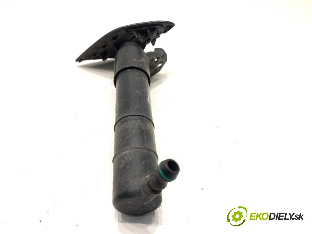 VW GOLF V Kombi 2007 77 kW 1.9 TDI 1896 ostrekovača svetla ľavy predný 1K5955978