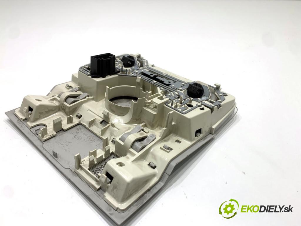 VW GOLF V Kombi 2007 77 kW 1.9 TDI 1896 Svetlo stropné 1K0947105